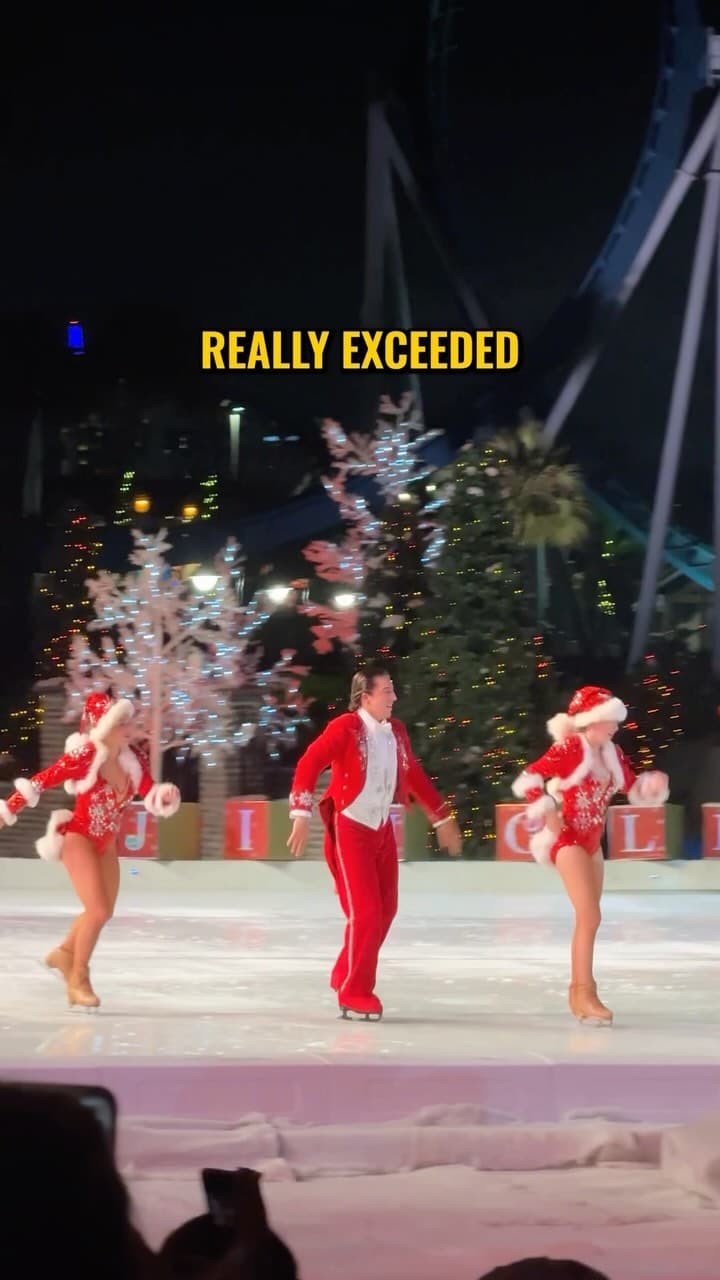 🎄Christmas is here at @seaworldorlando ! This years Christmas Celebration was great! The food, shows, and atmosphere…