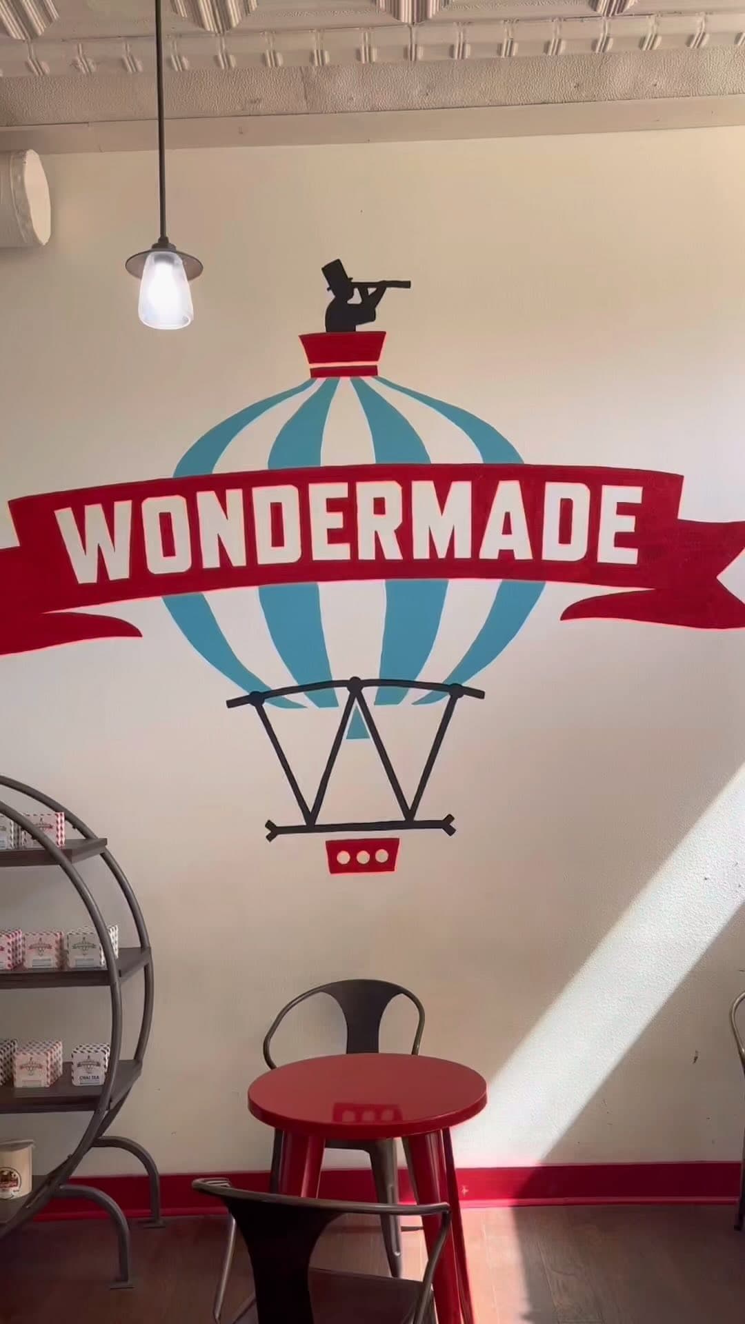 🤤🍦 If you’ve never had any of the crazy marshmallow flavors at @wondermade you’re missing out! These artisan…